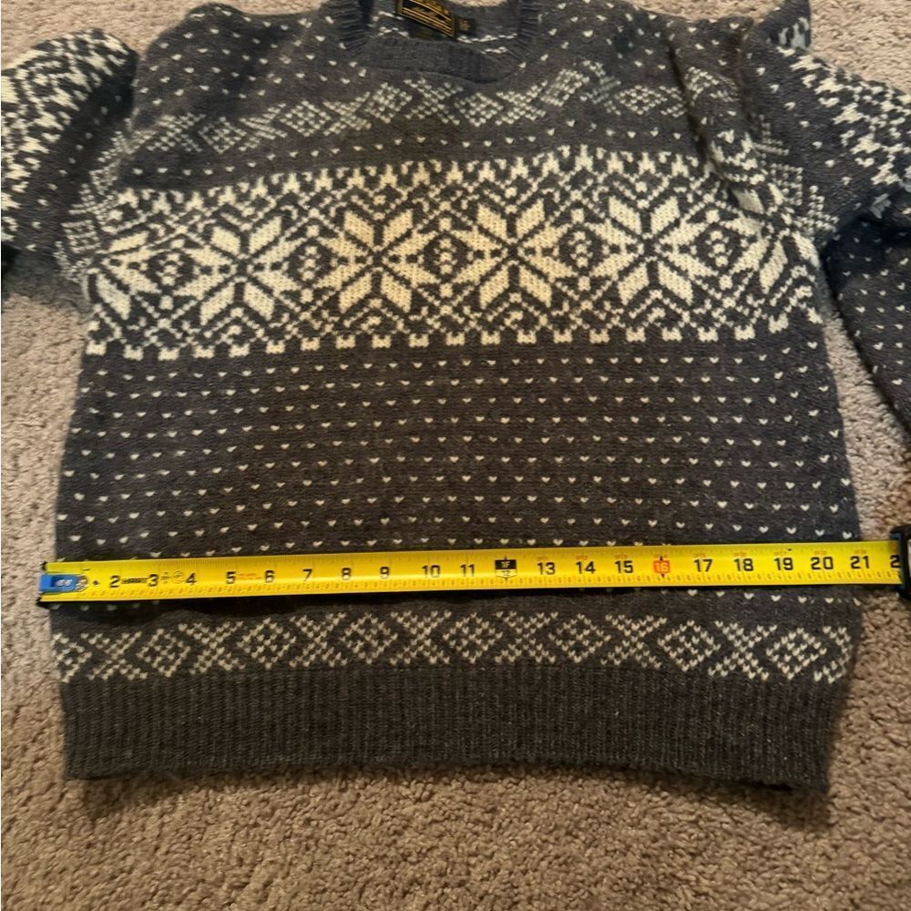 Vintage Women’s Eddie Bauer Wool Knit Sweater | Medium | Grey & Cream - Picture 7 of 8